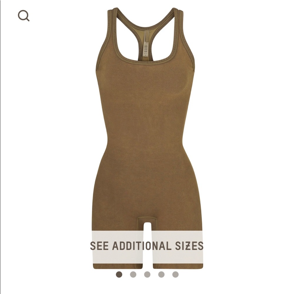 NEW! SKIMS OUTDOOR Mid Thigh Bodysuit Size M